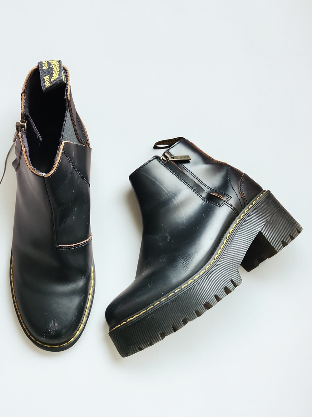 Dr.Marten's Rometty II Vintage Smooth Leather Chelsea Boots-Size 7